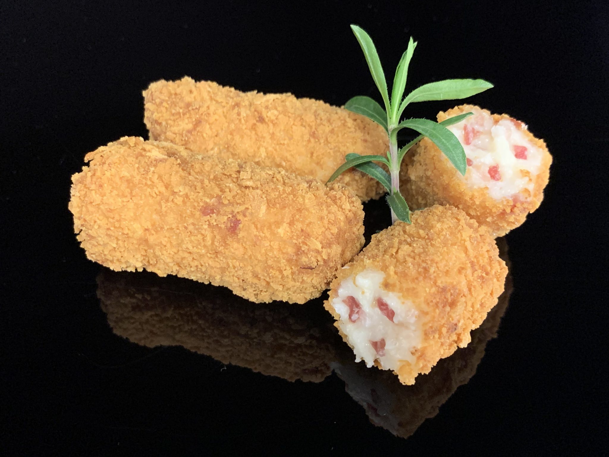 Iberian Ham croquette - Dishes cooked by professionals- EXQUISITARIUM